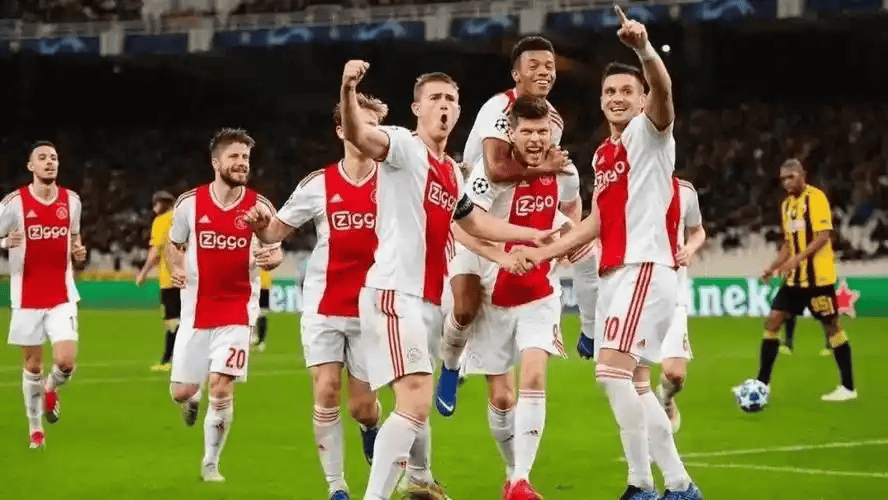 开云体育官方入口 斯图加特围绕法国杯临场应变风云突变曼城今晨遗憾出局，阿贾克斯围绕荷甲造点机会瞬间刷屏